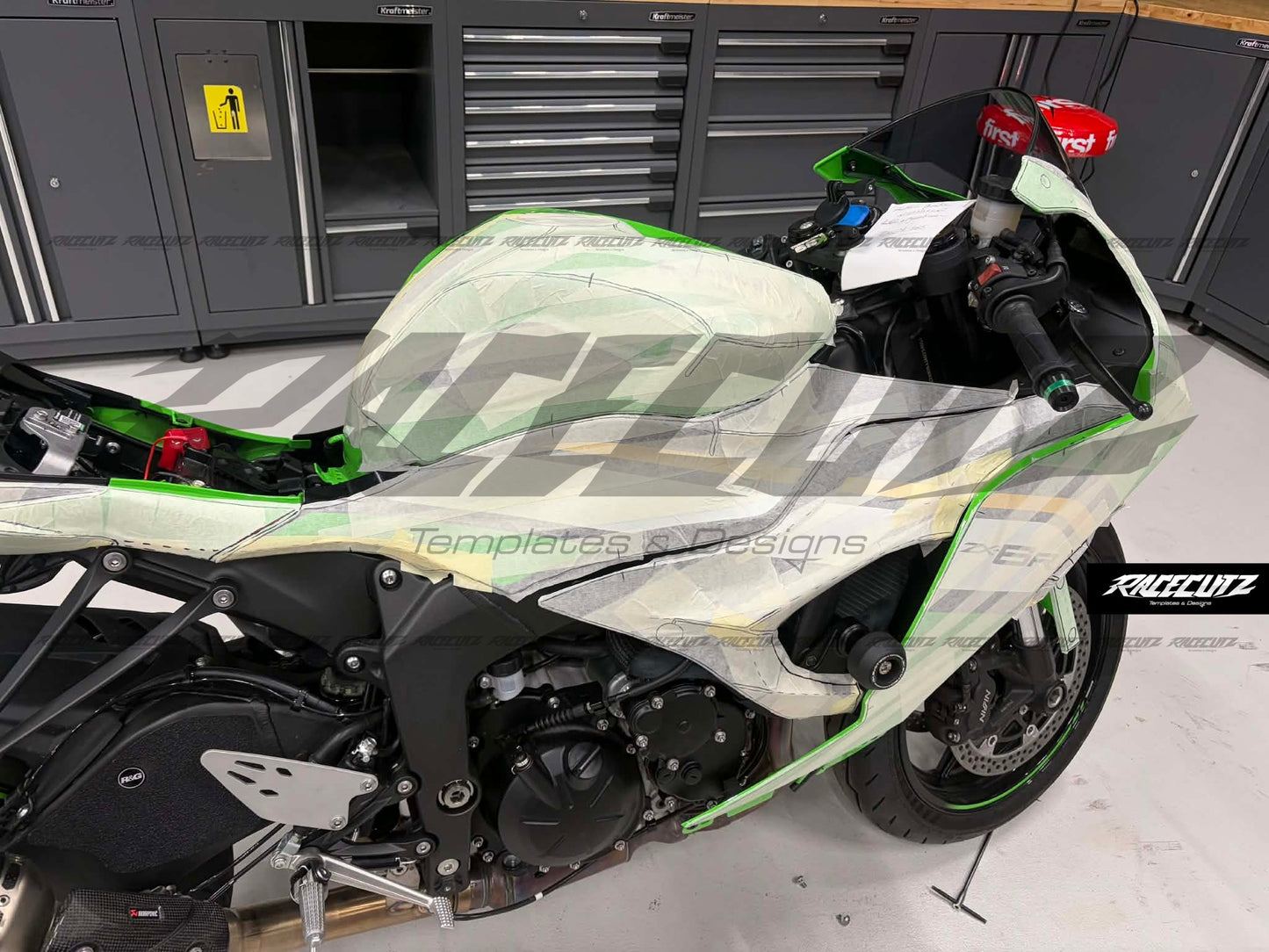 KAWASAKI ZX6R 636 2024-2026 TEMPLATE