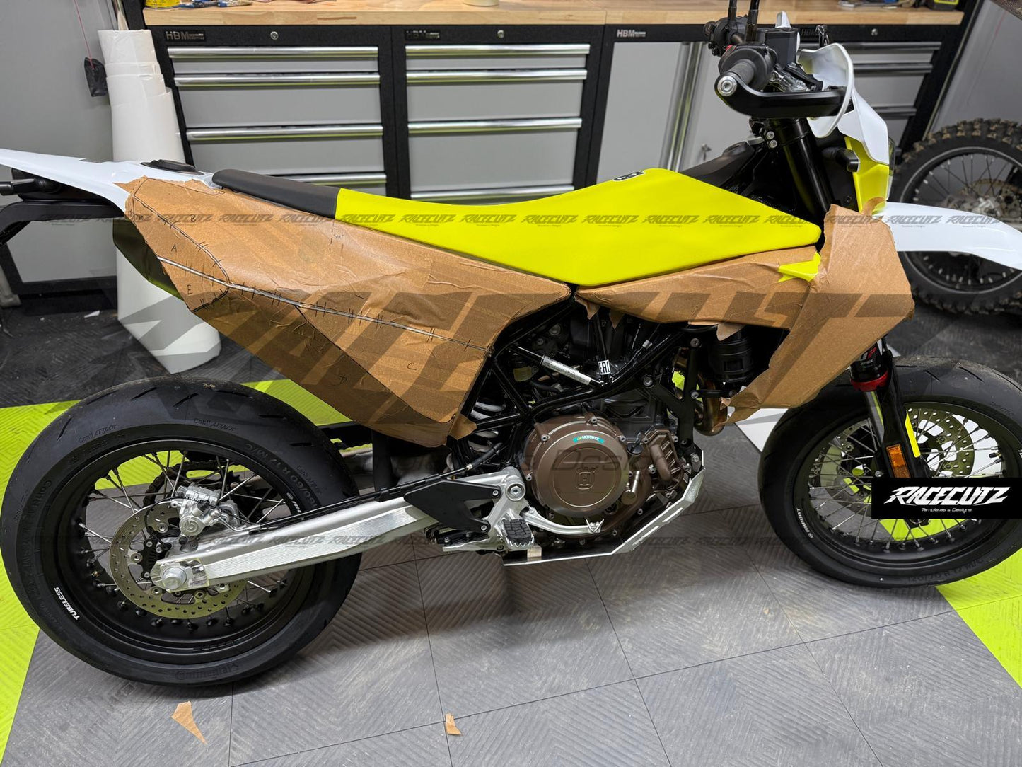 HUSQVARNA 701 SUPERMOTO & ENDURO 2025 TEMPLATE