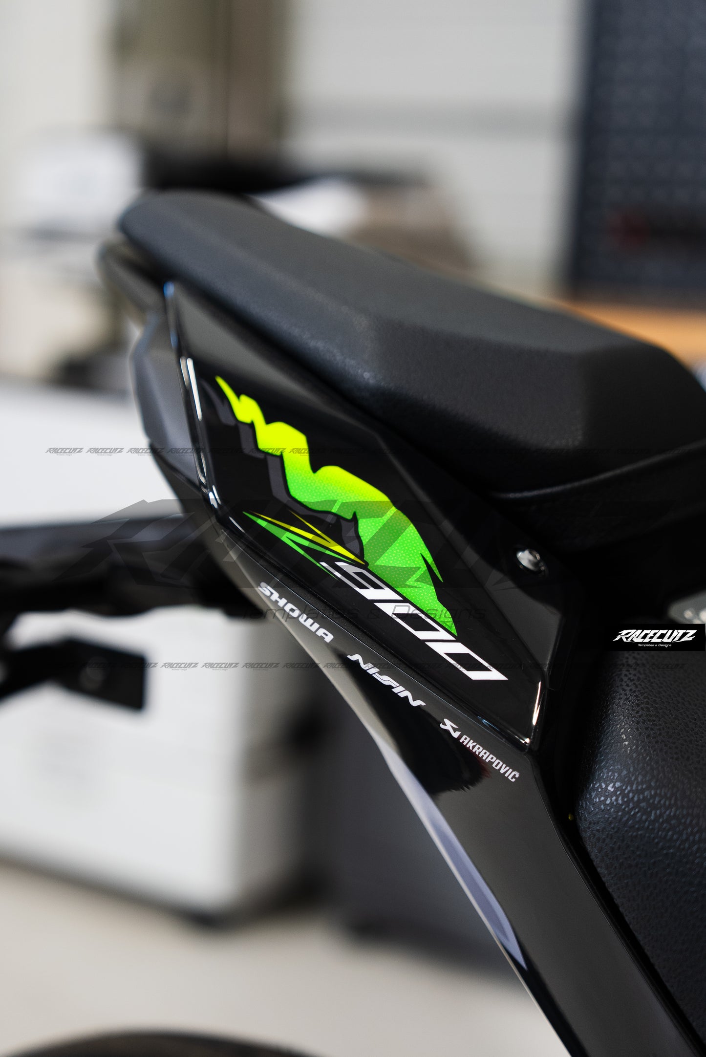 KAWASAKI Z900 2025 TEMPLATE