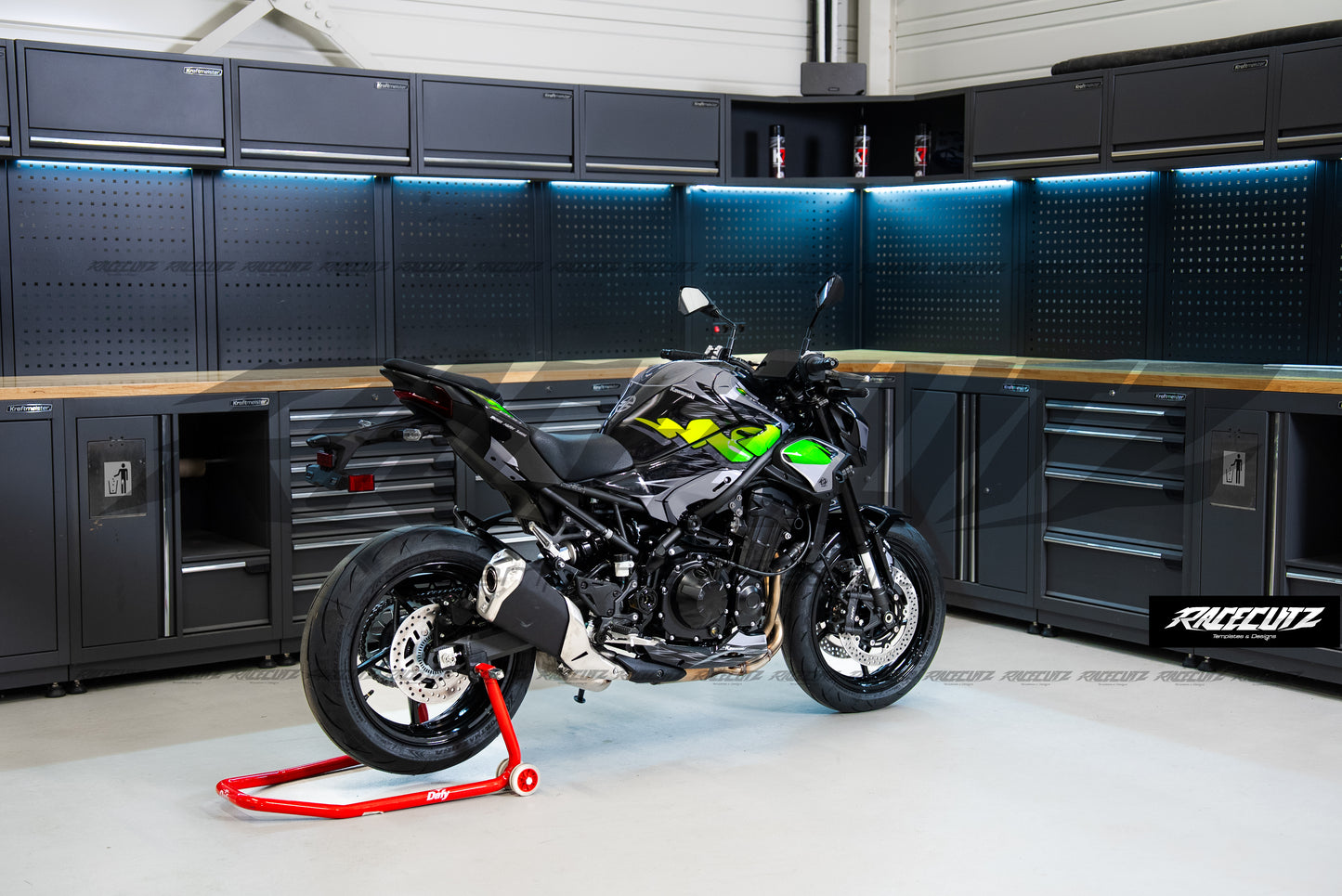 KAWASAKI Z900 2025 TEMPLATE