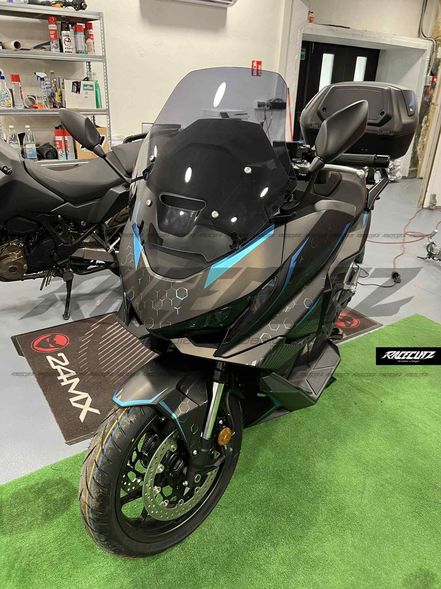 HONDA FORZA 750 2025 TEMPLATE