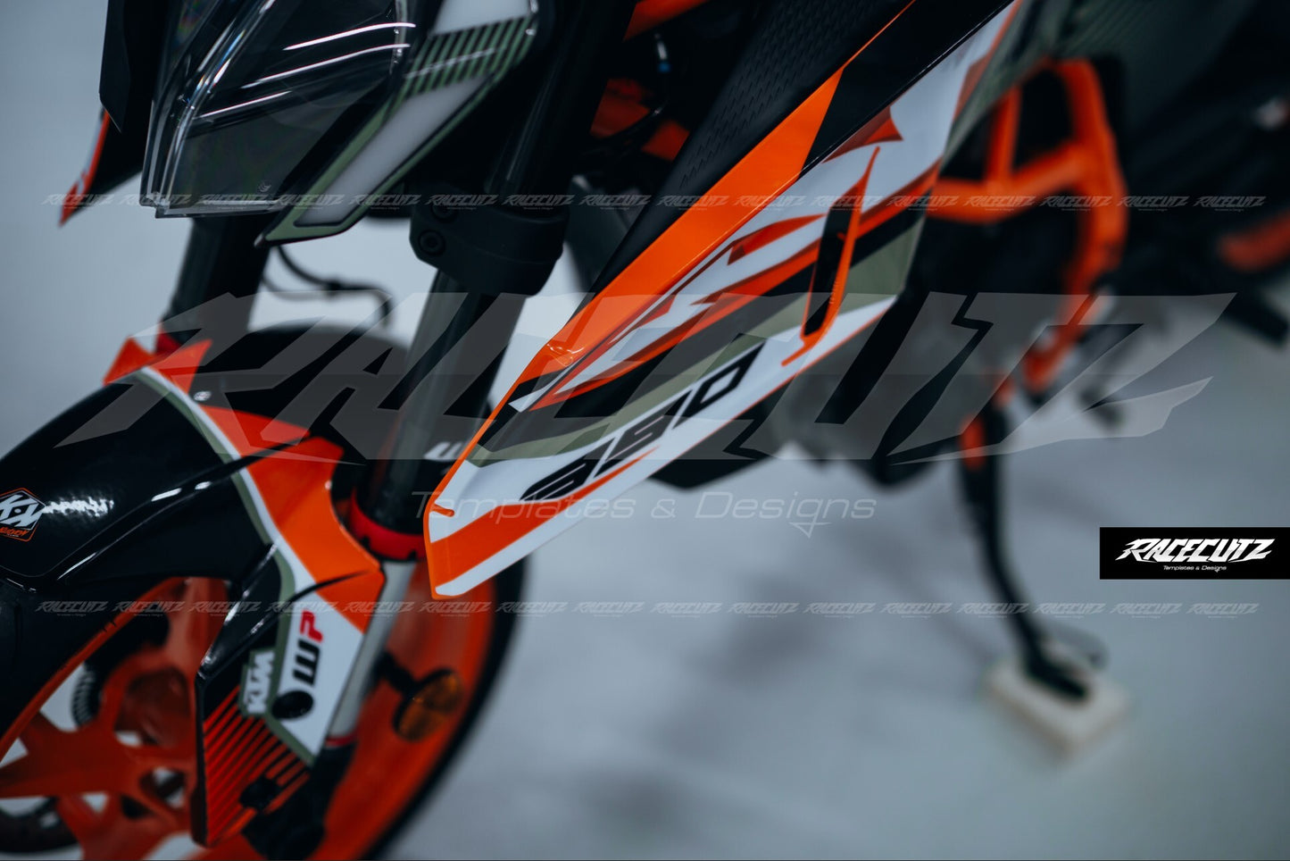 KTM DUKE 390 2024-2025 TEMPLATE
