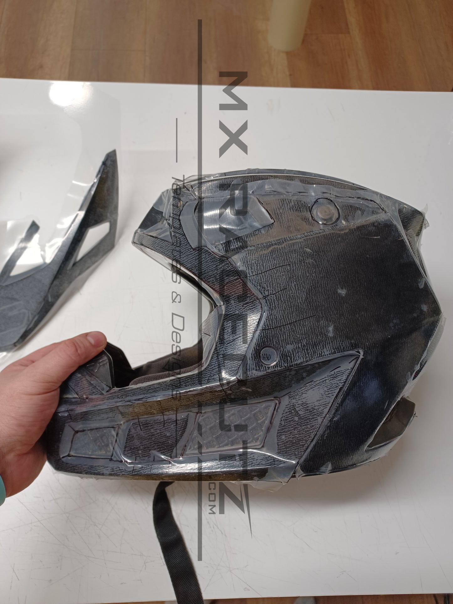 FOX V3-RS 2019-2023 - SIZE SMALL TEMPLATE
