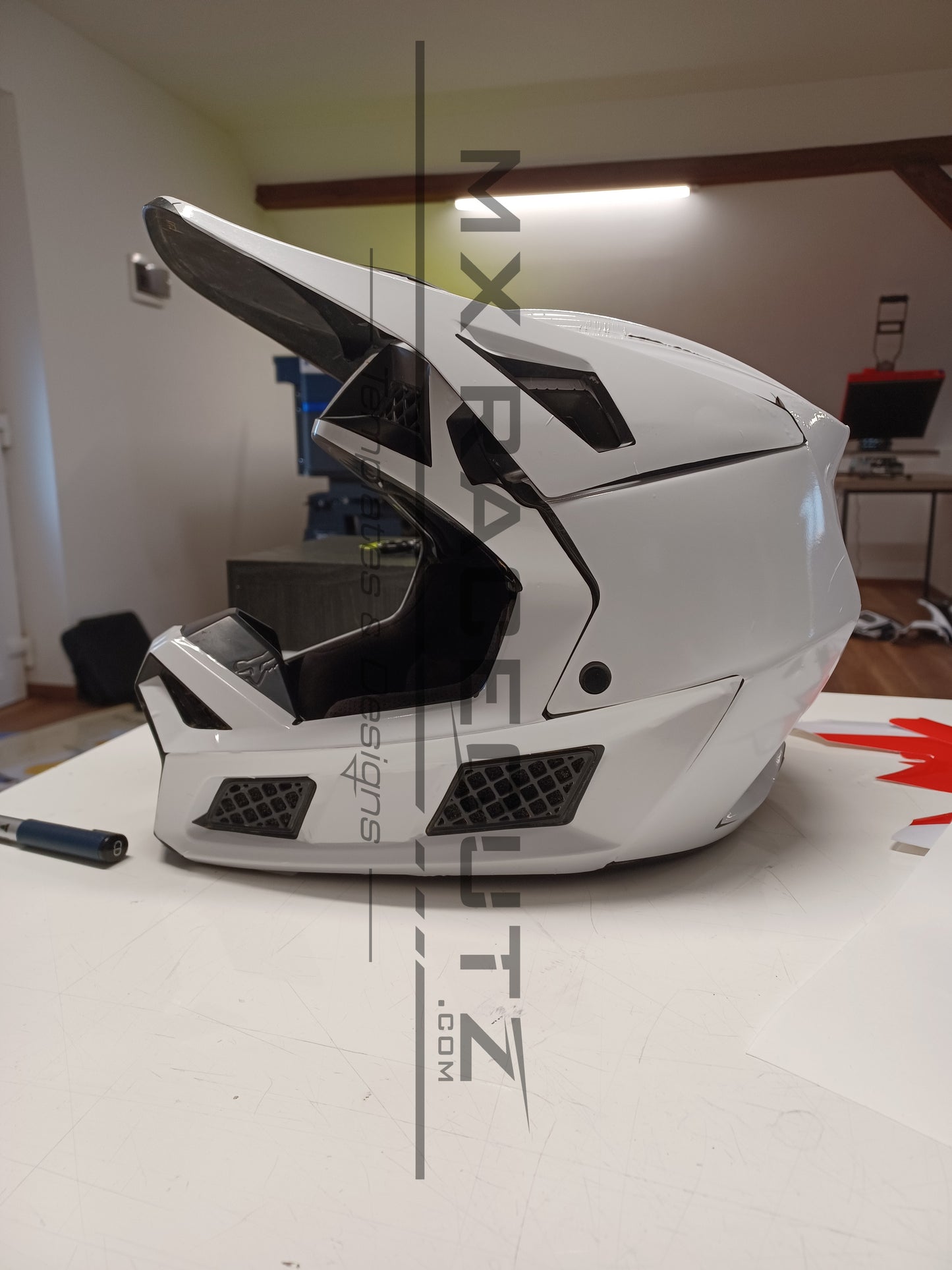 FOX V3-RS 2019-2023 - SIZE SMALL TEMPLATE