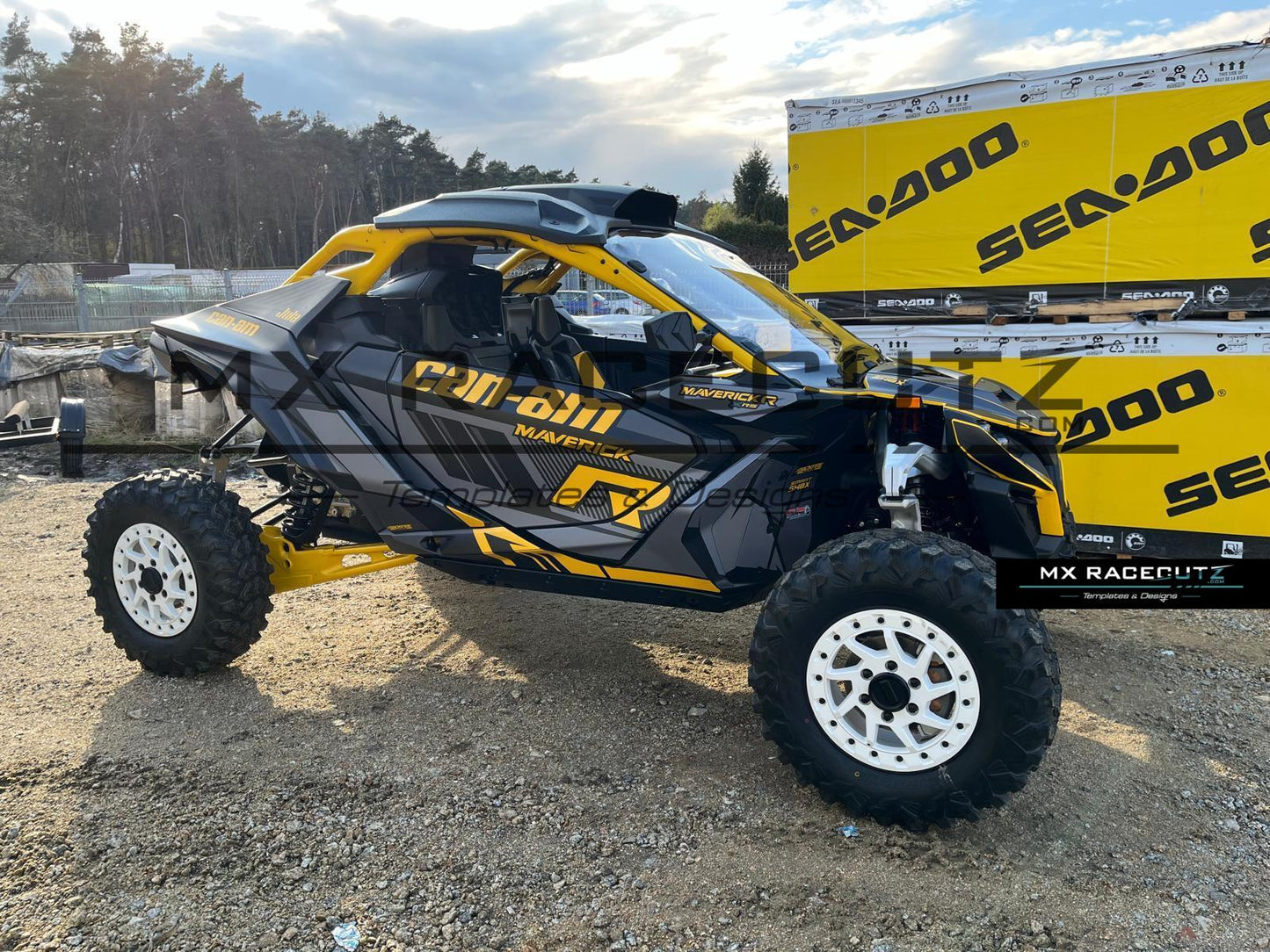 CAN-AM MAVERICK R 2024+ TEMPLATE