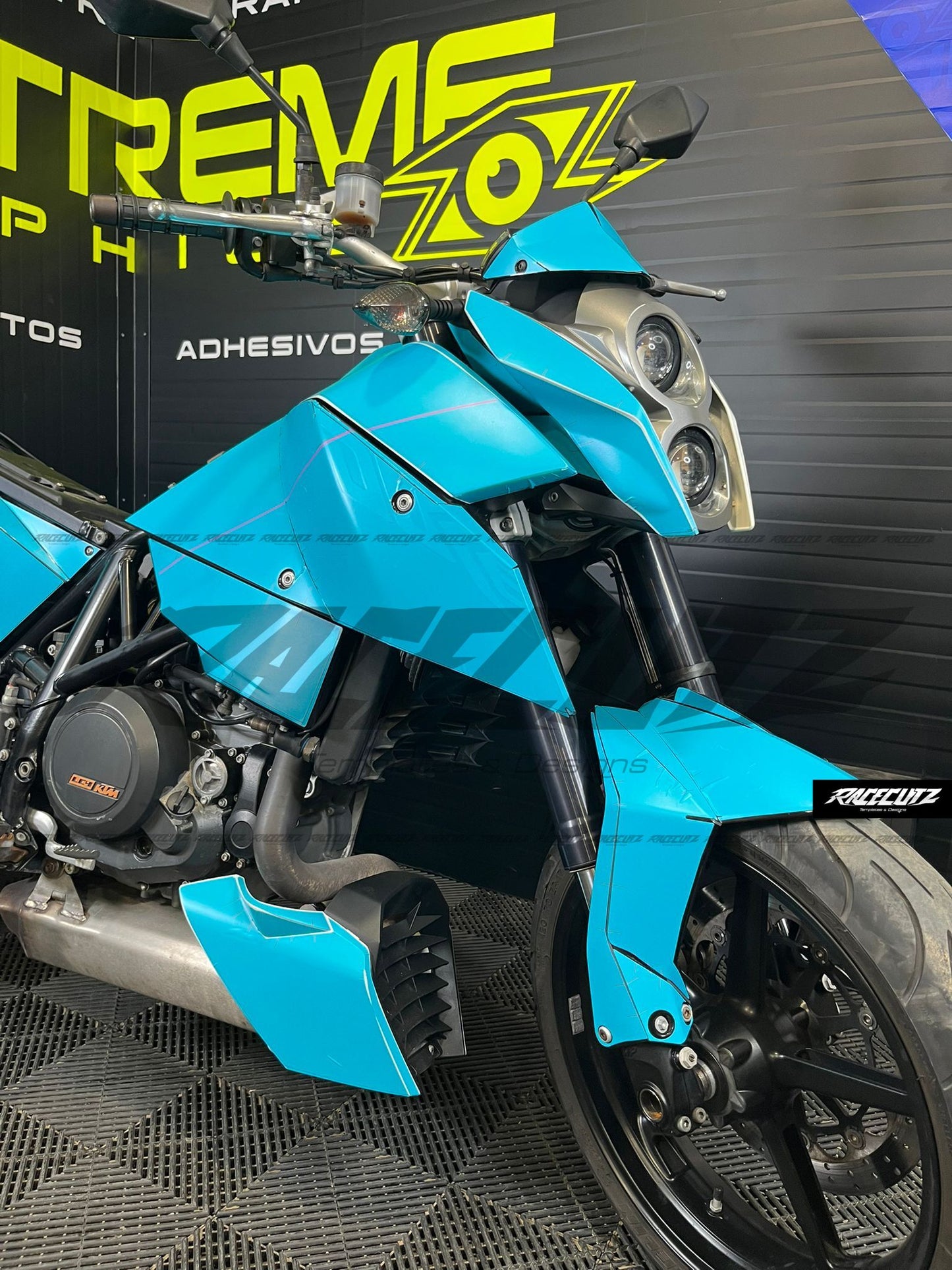 KTM DUKE 690 2008-2011 TEMPLATE