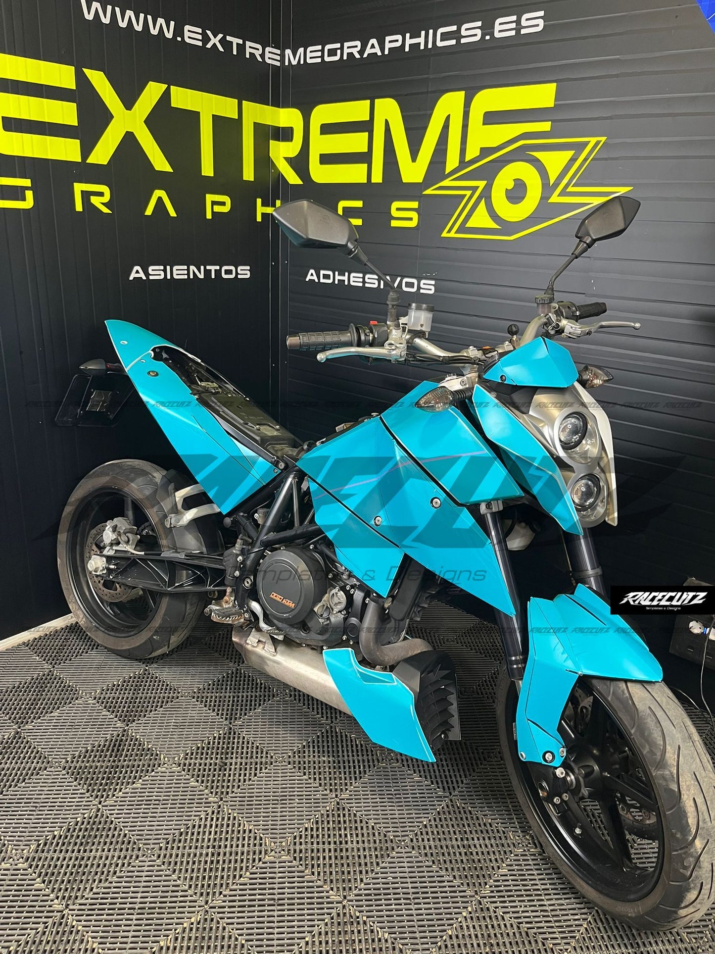 KTM DUKE 690 2008-2011 TEMPLATE