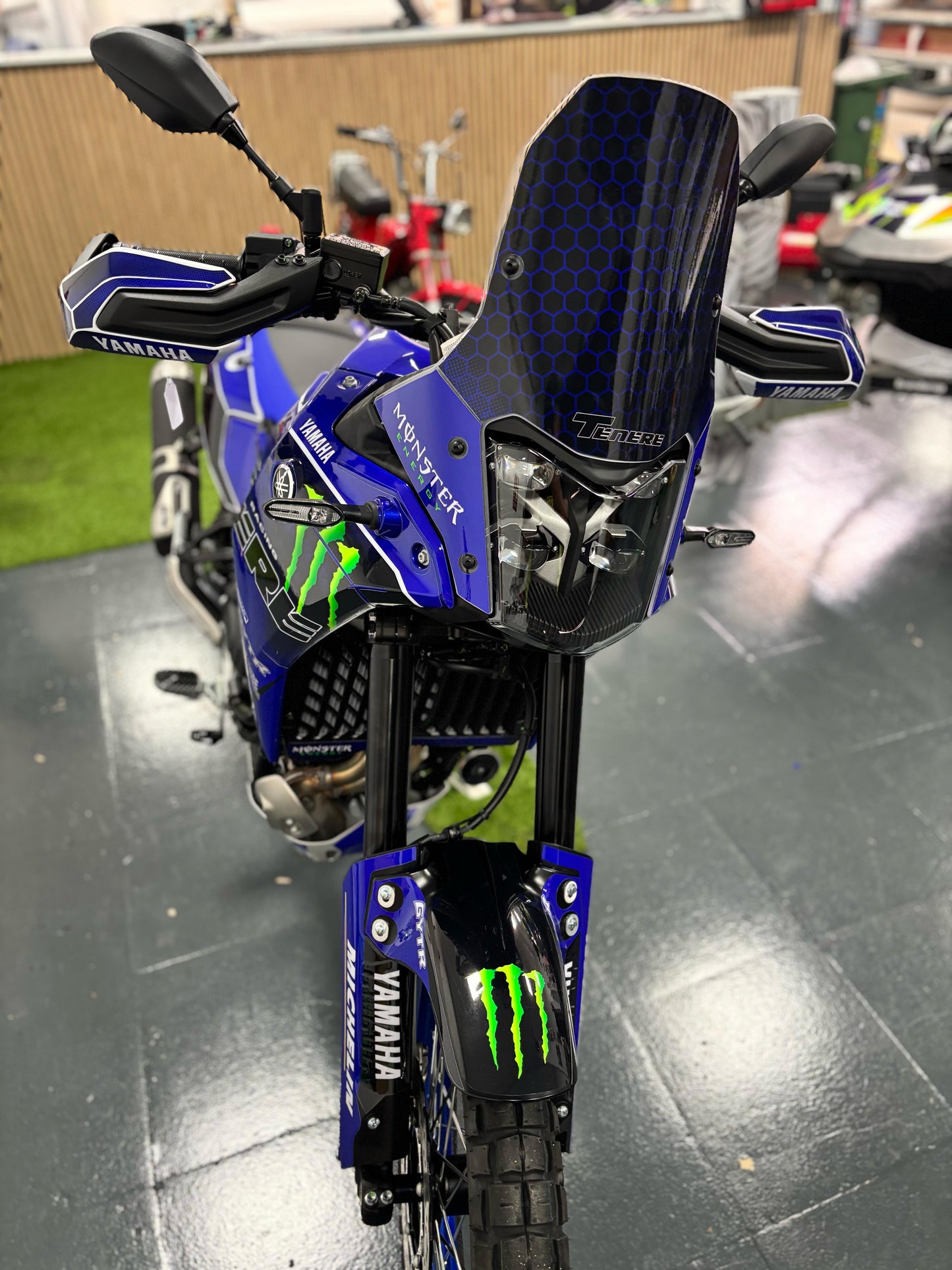 YAMAHA TENERE 700 2025 TEMPLATE