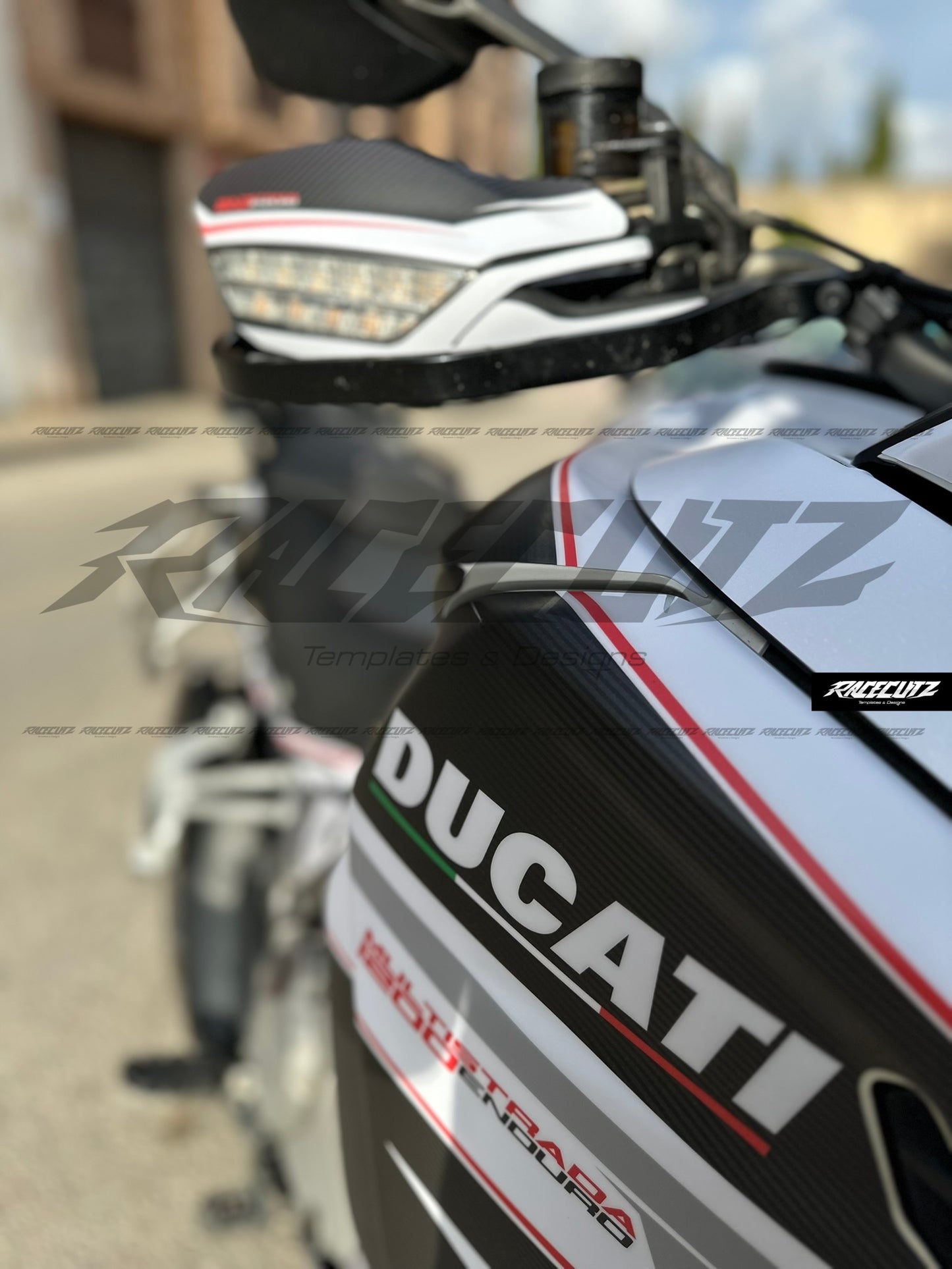 DUCATI MULTISTRADA 1200 & 1260 2016-2022 ENDURO TEMPLATE