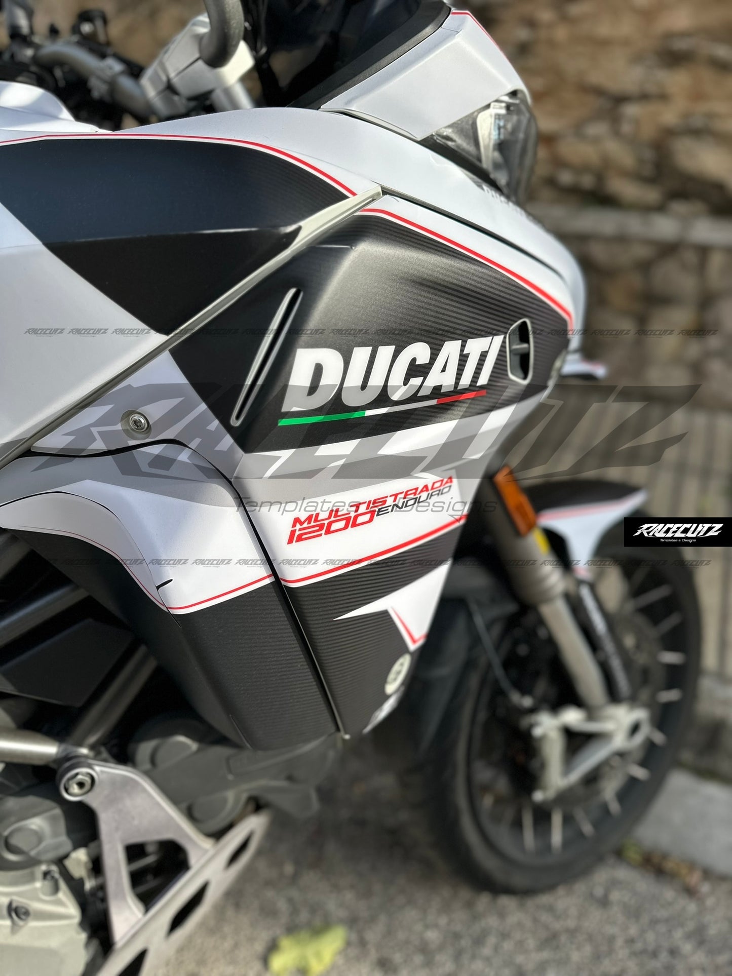 DUCATI MULTISTRADA 1200 & 1260 2016-2022 ENDURO TEMPLATE