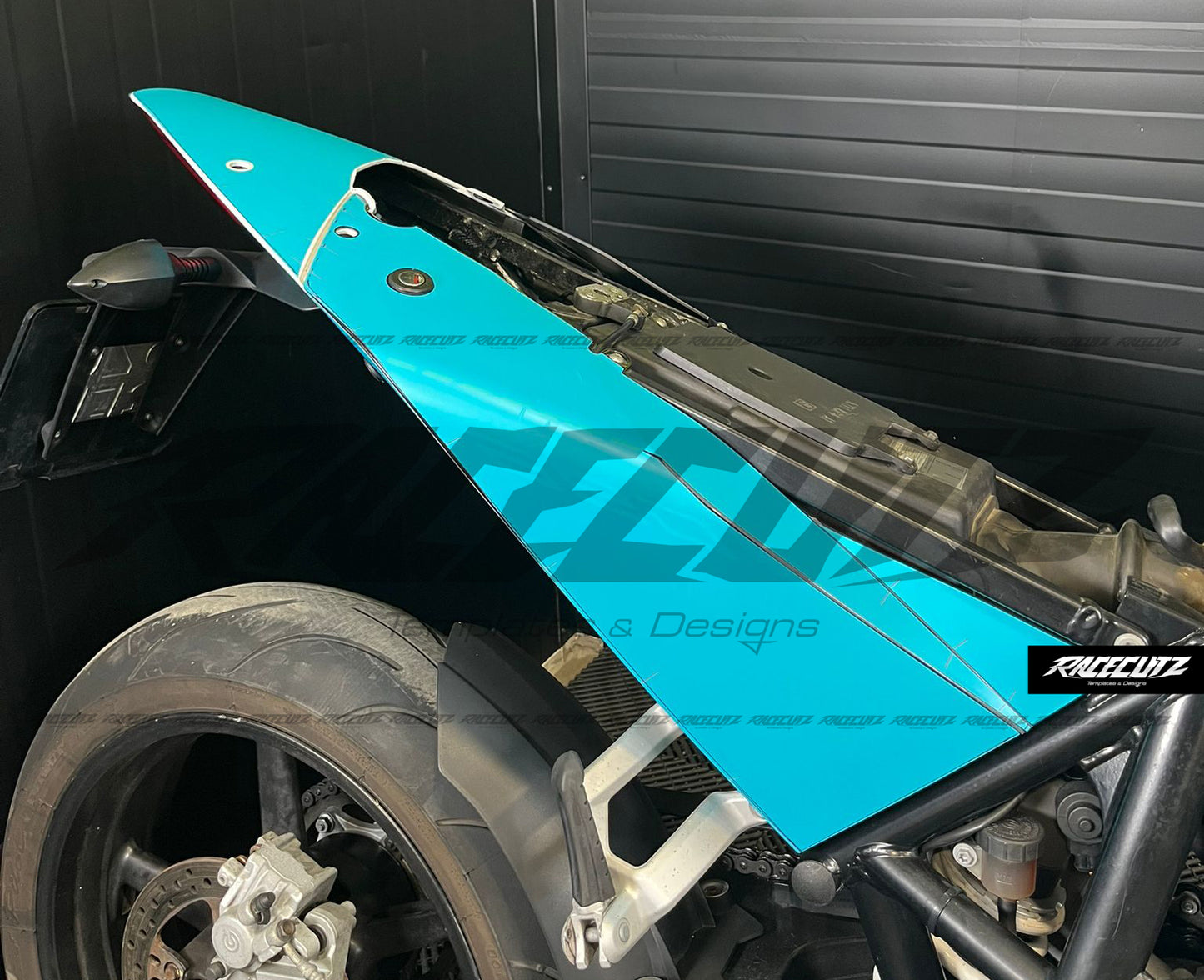 KTM DUKE 690 2008-2011 TEMPLATE
