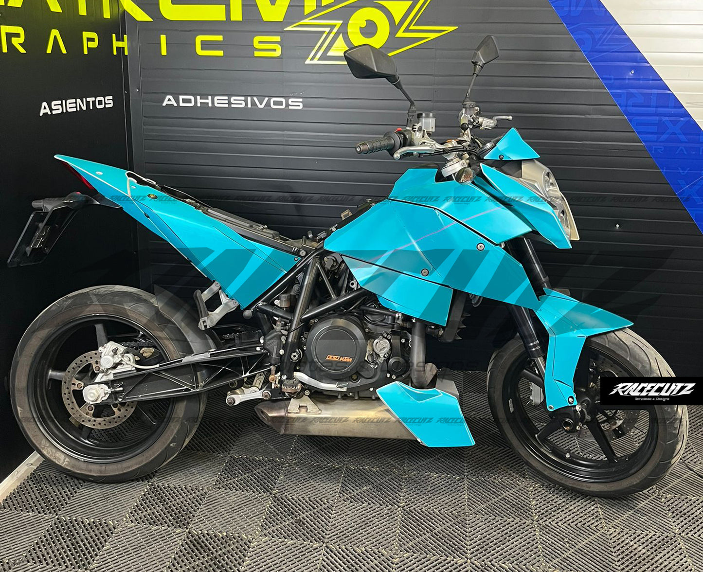KTM DUKE 690 2008-2011 TEMPLATE
