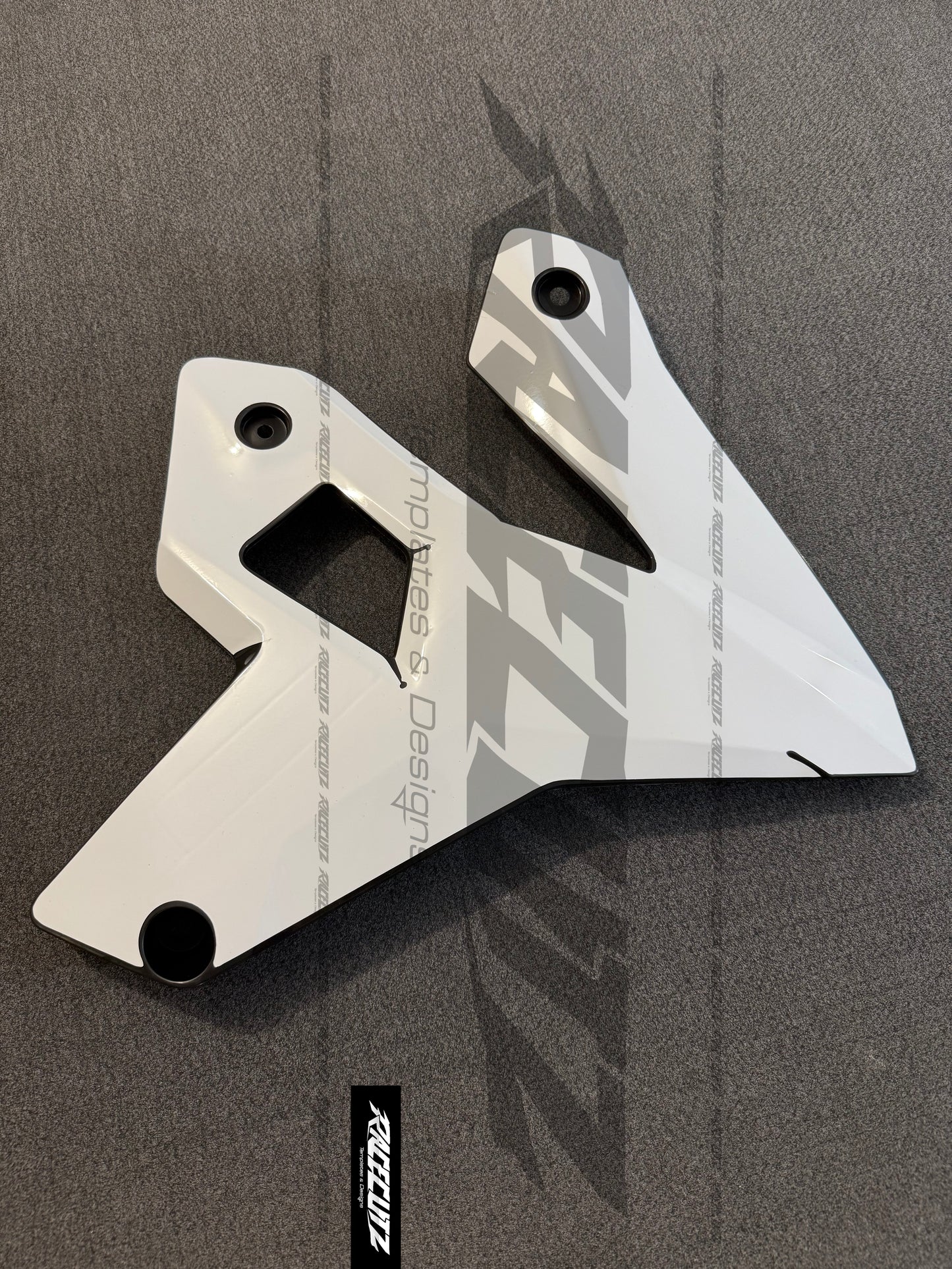 SUZUKI DRZ 400 2021-2024 POLISPORT RESTYLE TEMPLATE