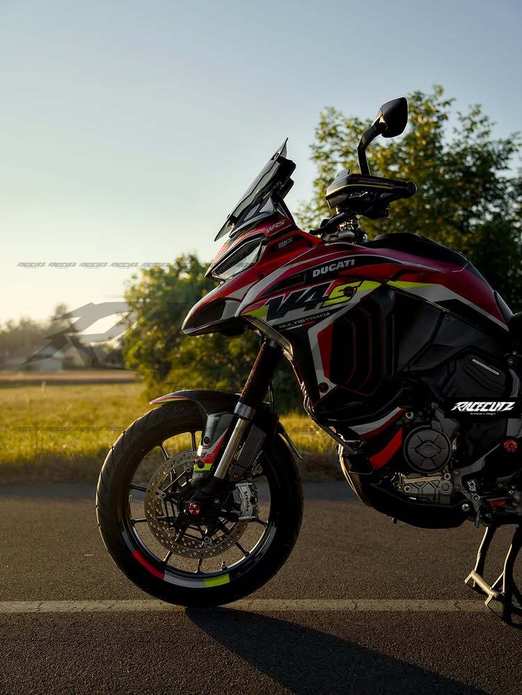 DUCATI MULTISTRADA V4 & V4S 2021-2026 TEMPLATE